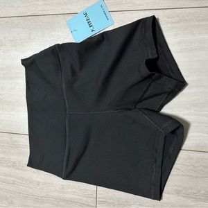 Black Fleo shorts NWT